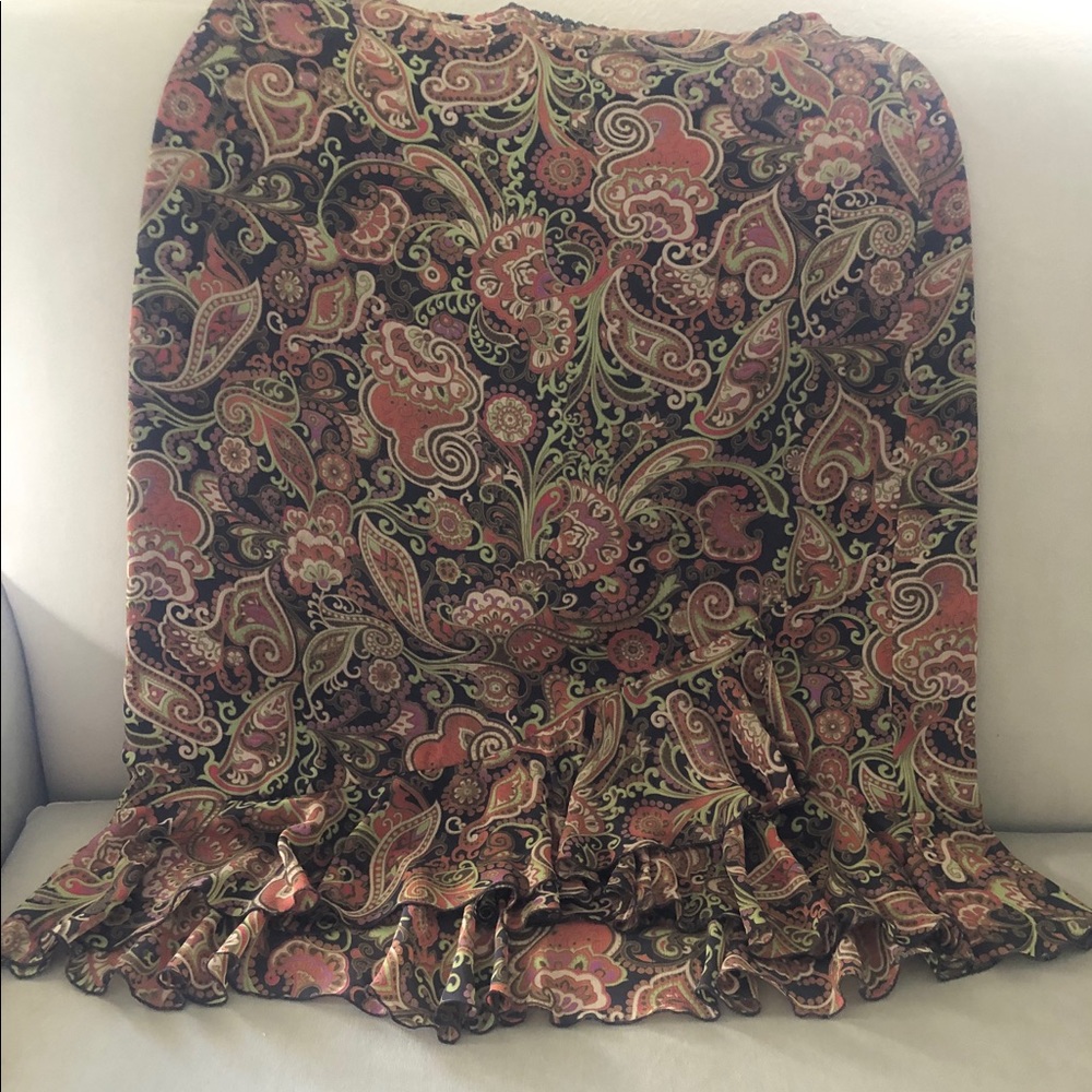 Ladies Skirt